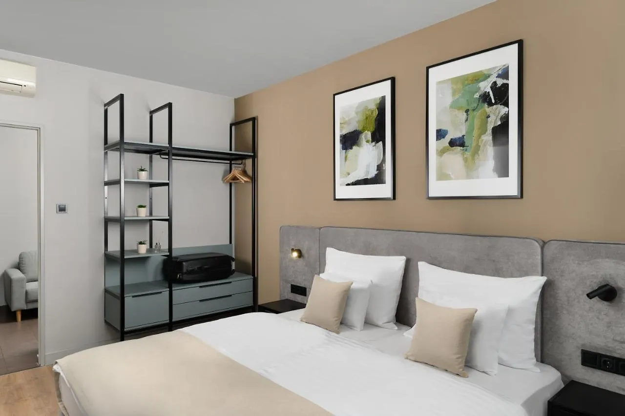 Florin Apart Hotel Budapest 3*,