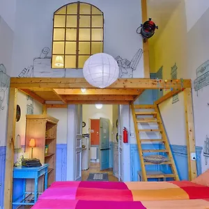 Lavender Circus Hostel, Doubles & Ensuites Budapeszt