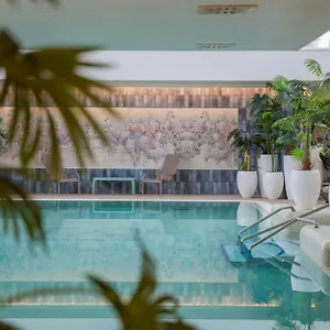 **** Hotel Atlantis Wellness & Conference Węgry