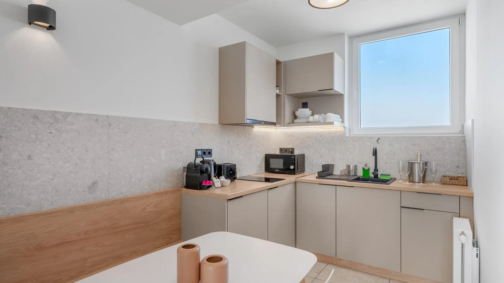 Florin Apart Hotel Budapeşte Apart Otel